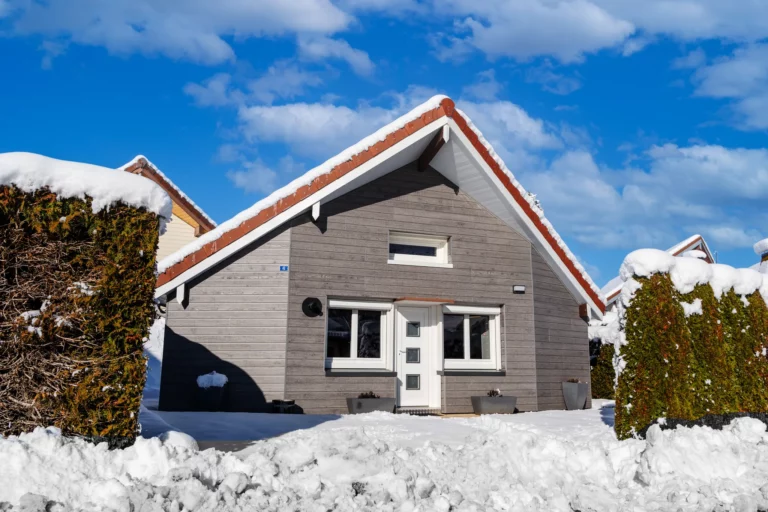 Façade du chalet O’Doubs Séjours sous la neige à Métabief – photo LLP Agency
